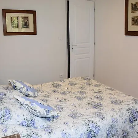 Charmante Demeure Avec Piscine Privee Pour 7 Personnes - Fr-1-824-3